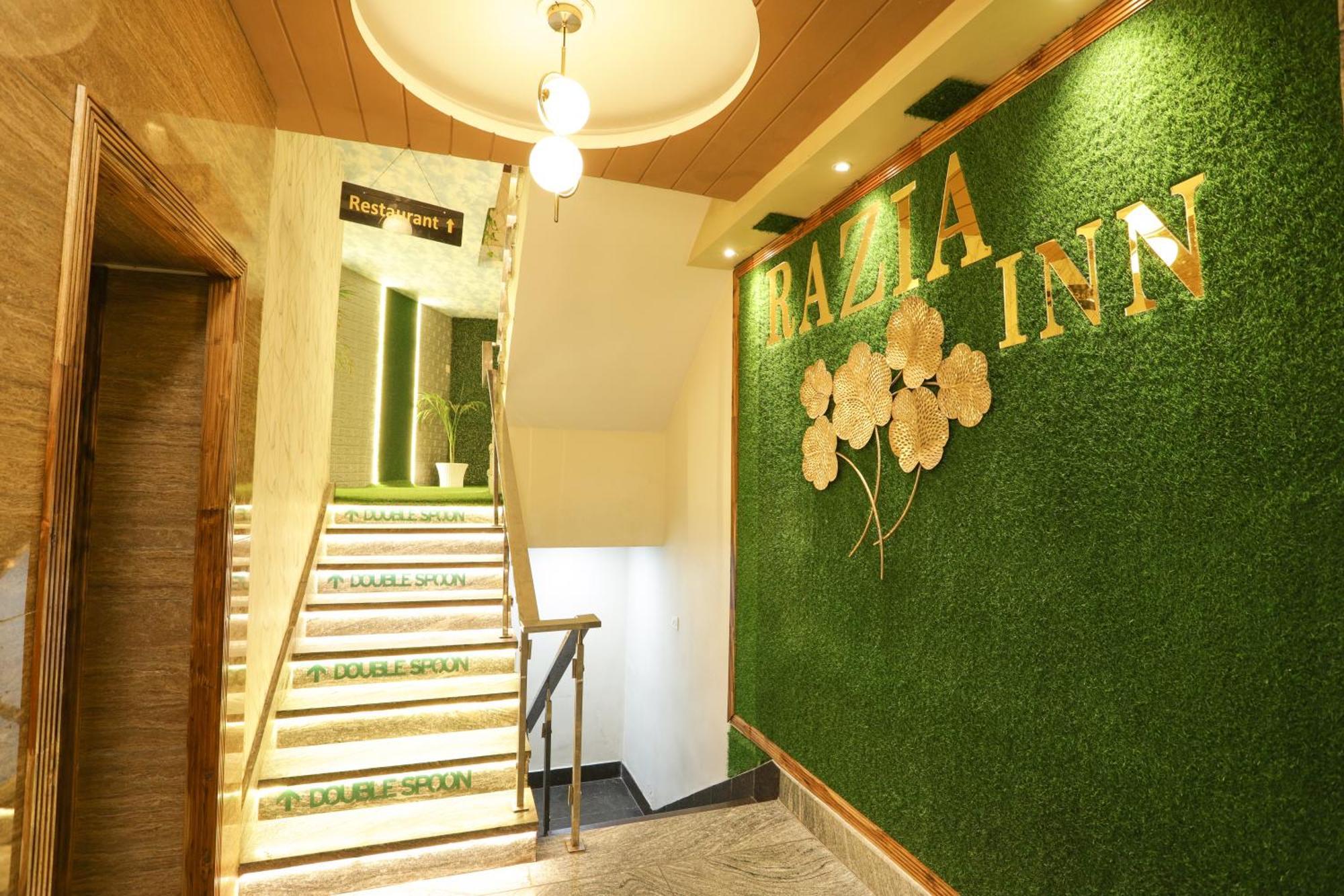 Hotel Razia Inn Hisar ภายนอก รูปภาพ